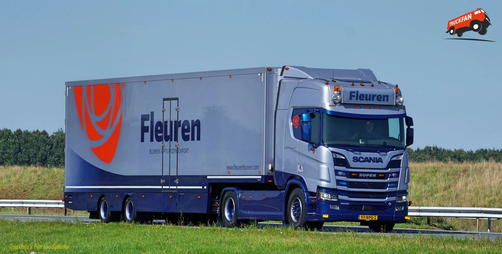 Fleuren vrachtwagen onderweg